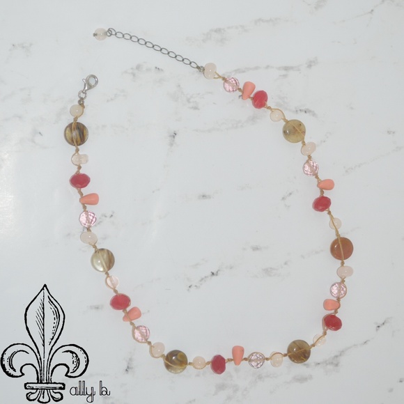 Jewelry - 💕Pink gemstone necklace💕 Jewelry - 💕Pink gemstone necklace💕